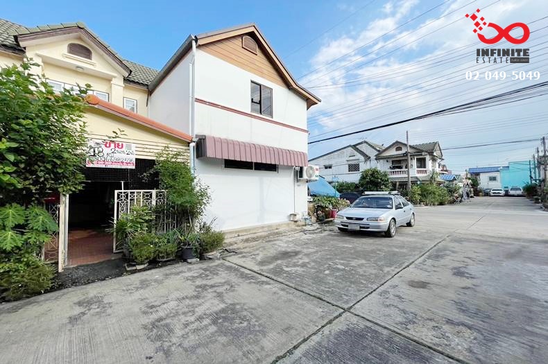 For SaleTownhousePathum Thani,Rangsit, Thammasat : Townhouse for sale, 2 floors, area 18 square wah, Diamond Ville, Lam Luk Ka, Khlong 2, Lam Luk Ka Road 11