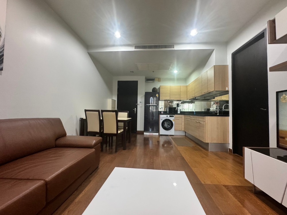 For RentCondoWitthayu, Chidlom, Langsuan, Ploenchit : +++ Room for rent, The Address Chidlom project, 1 bedroom, 1 bathroom, size 58 square meters +++