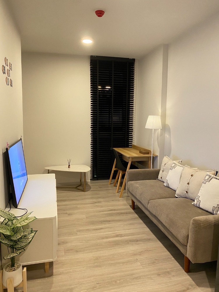 For RentCondoRatchadapisek, Huaikwang, Suttisan : Condo for rent : QUINTARA MHy'GEN RATCHADA-HUAIKHWANG Brand new Nice decorated High floor Fully furnished near MRT Huaikwang