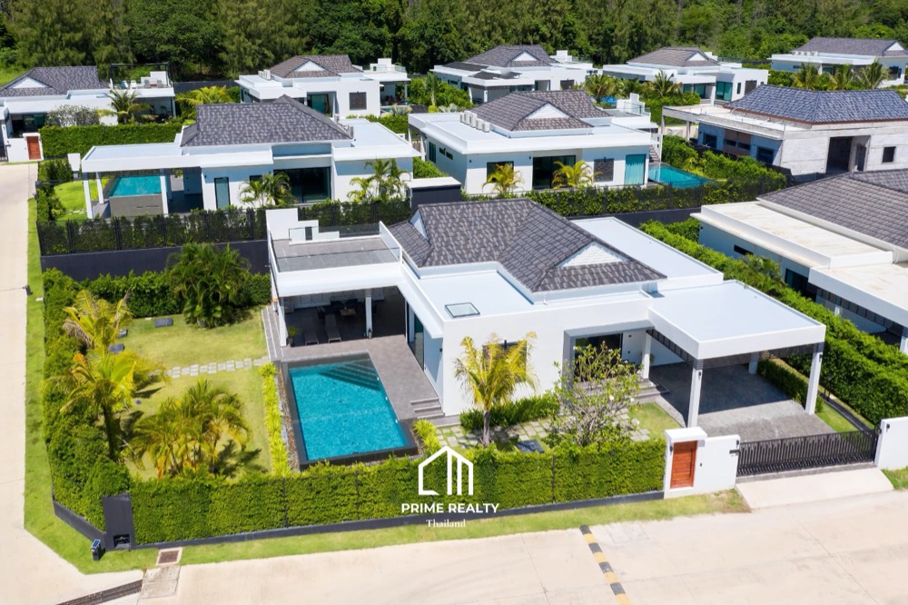 For SaleHouseHuahin, Prachuap Khiri Khan, Pran Buri : Dream Home Alert! Contemporary 4-Bedroom House for Sale in Huahin