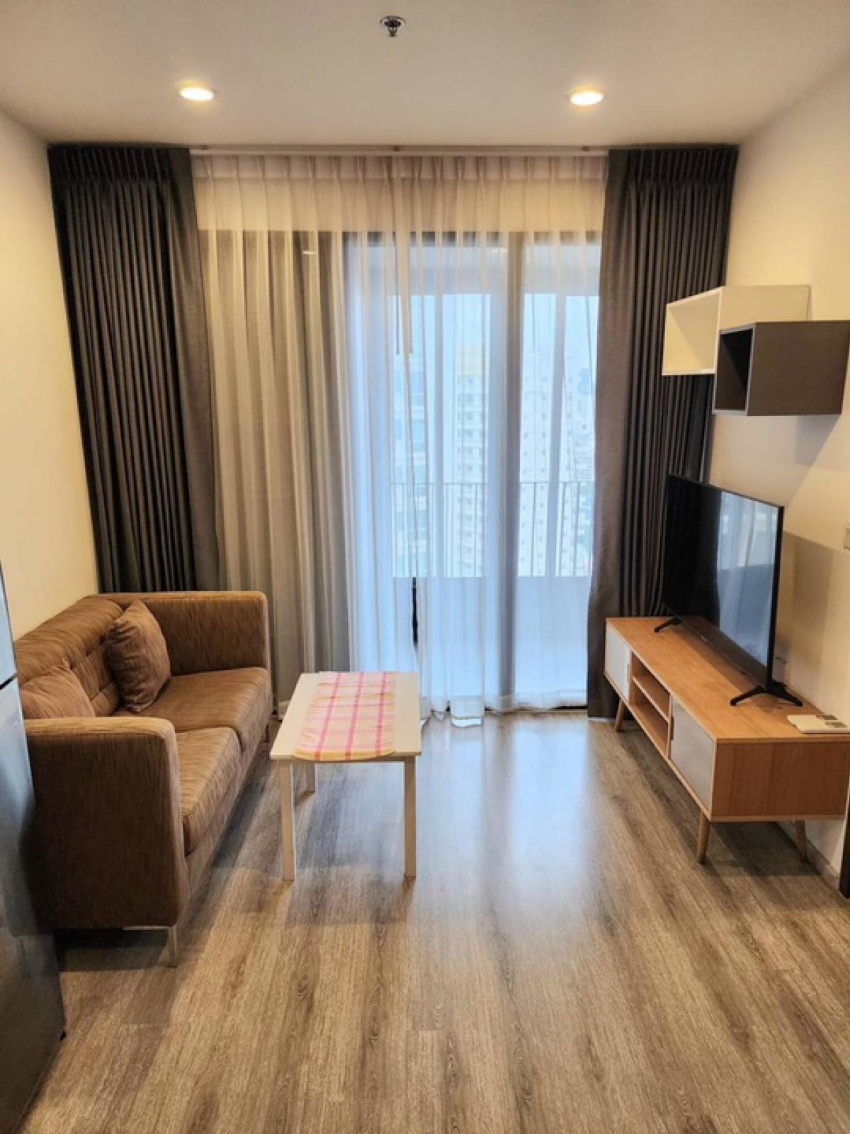 ให้เช่าคอนโดพระราม 9 เพชรบุรีตัดใหม่ RCA : 1ห้องนอน ตกแต่งครบ พร้อมอยู่ 1bedroom fully furnished ready to move in