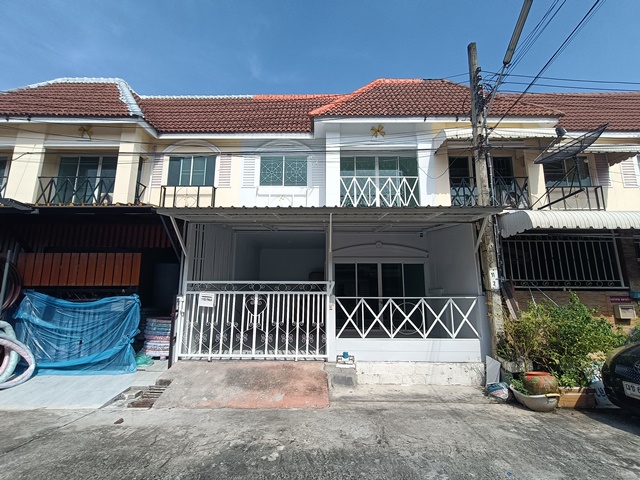 For SaleTownhouseBang kae, Phetkasem : For sale: 2-storey townhouse, Chananthorn Windmill Village, Phetkasem 69, house renovated throughout, ready to move in, 20.5 sq m, only 2.2 million