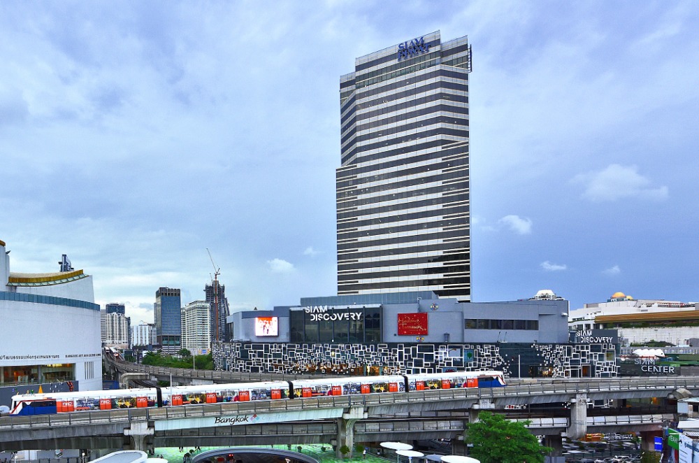 For RentOfficeSiam Paragon ,Chulalongkorn,Samyan : Find office space in Regus Siam Tower for 2 persons with everything taken care of