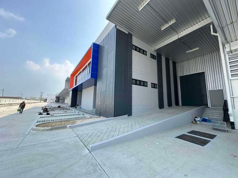 ให้เช่าโรงงานนครปฐม : For Rent Chonburi Factory / Warehouse Factory Ban Kao Road Phan Thong BRE21770