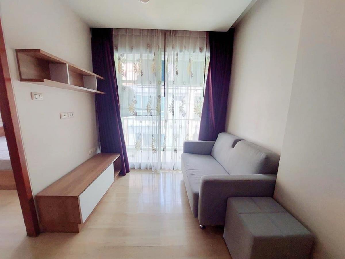 For SaleCondoRatchadapisek, Huaikwang, Suttisan : Buy, sell Condo Condo Emerald Residence Ratchada, cheapest in Ratchada area, Huai Khwang, 2 bedrooms, 42 square meters, spacious room, large balcony, corner room, price not over 4 million, near Triam Udom Suksa School, Phatthanakan 085-554-9989,099-263-66