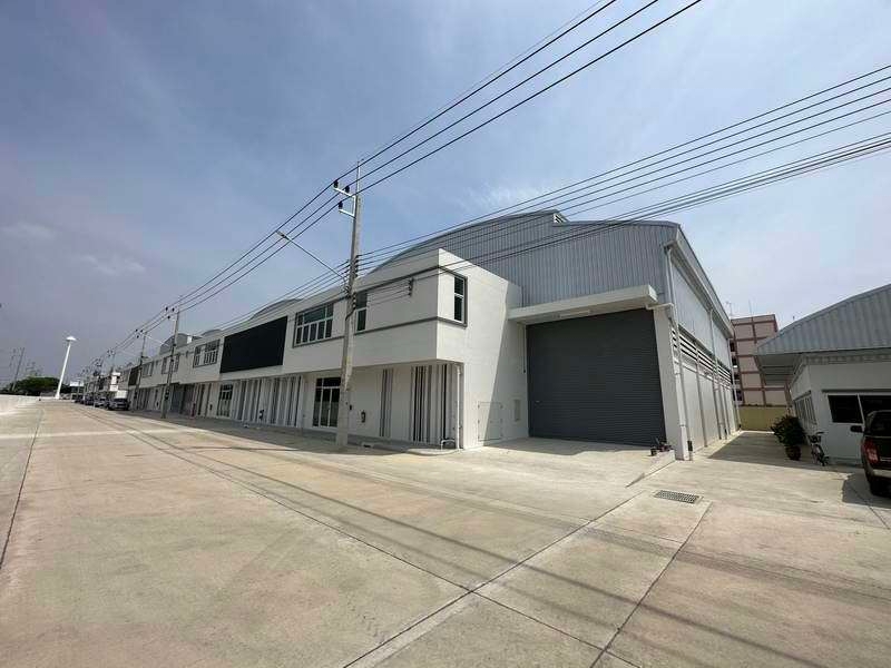 ให้เช่าโรงงานปทุมธานี รังสิต ธรรมศาสตร์ : For Rent Pathum Thani Factory Phahonyothin Road Khlong Luang BRE21573