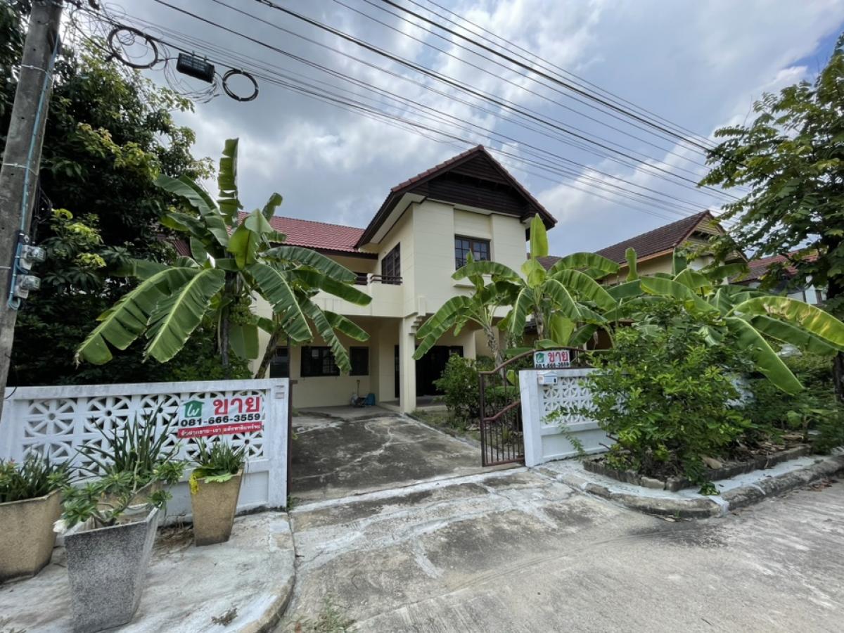 For SaleHousePhutthamonthon, Salaya : Cheapest, single house, Monthonthip, Phutthamonthon Sai 4 (Soi Krathum Lom 17), on the main road, near Mahidol University