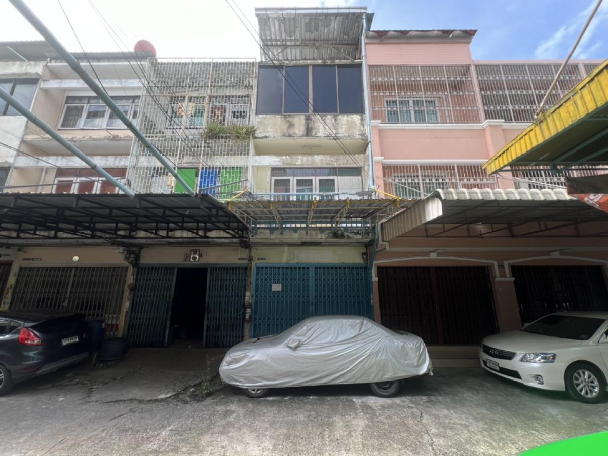 For SaleShophouseRama3 (Riverside),Satupadit : ✨ For sale: 3-storey shophouse, Soi Sathu Pradit 58 ✨ 5 minutes to Central Rama 3 / 13 sq m. / Price 3.2 MB ‼️