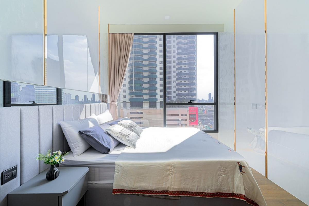 For SaleCondoSukhumvit, Asoke, Thonglor : Celes Asoke Luxury Bangkok Condo Near BTS Asoke and MRT Sukhumvit