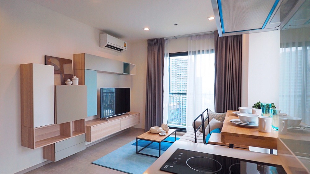 For RentCondoSukhumvit, Asoke, Thonglor : ✨For rent Rhythm 36-38! 1 bedroom huge size fully furnished close to bts thonglor 300 meters