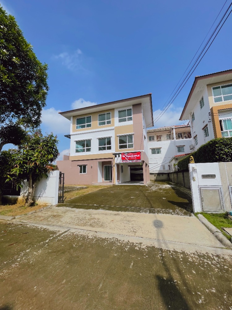 For SaleHouseRama5, Ratchapruek, Bangkruai : For sale: 3-storey detached house, Casa Ville Ratchaphruek-Chaengwattana, ready to move in, corner house, beautiful location, near the city!