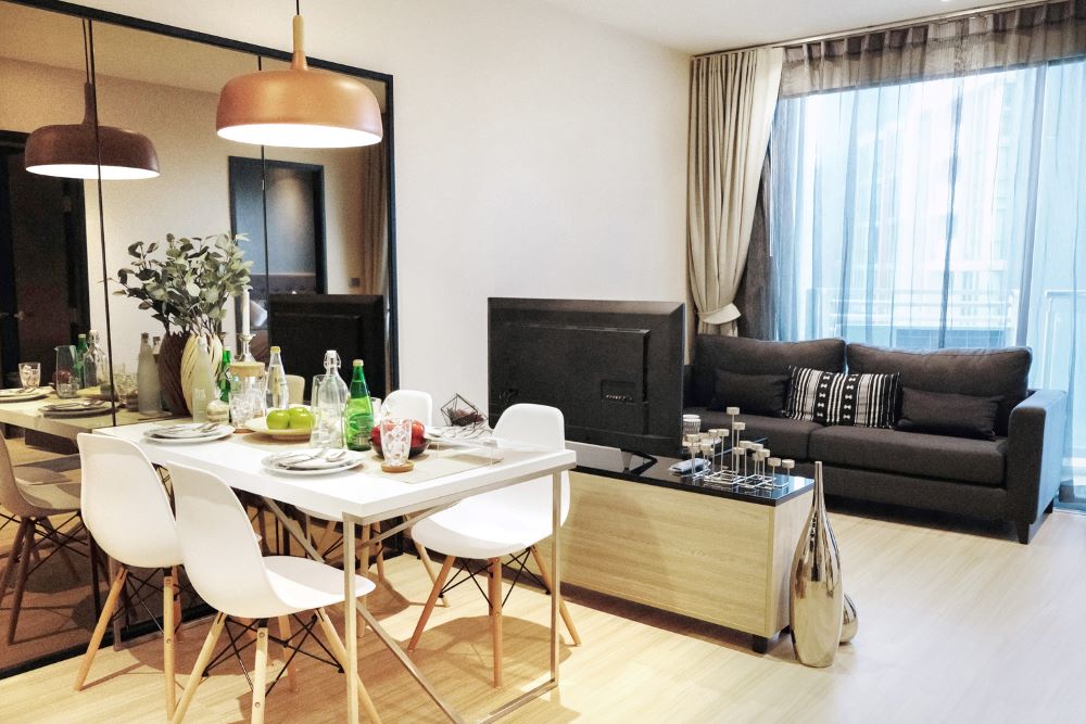 For SaleCondoOnnut, Udomsuk : Condo for Sale Sky Walk Residences, 1 Bedroom 52 sqm Newly Renovated High Floor Near BTS Phra Kanong, Pridi Banomyong, Sukhumvit, Rama 4, Ekkamai, Onnut : MJ24S-009