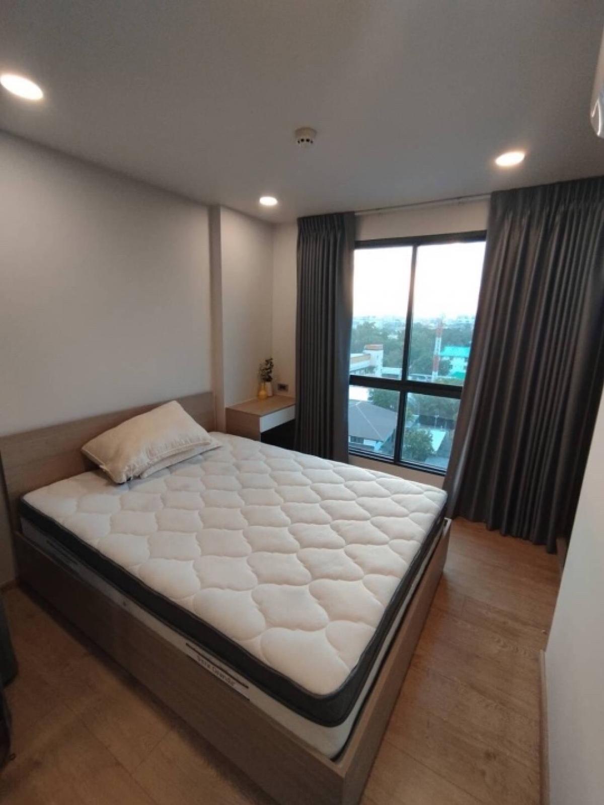 For RentCondoRama9, Petchburi, RCA : GBL1892 Condo for rent Cocoon Rama9🌻🌻🌻8th floor, room size 26 sq m. ✅10,000 baht / month (negotiable)✅1 bedroom, 1 bathroom, 1 kitchen, complete electrical appliances / with furniture, swimming pool, fitness center✅✅ Urgent for rent, interested contact 08