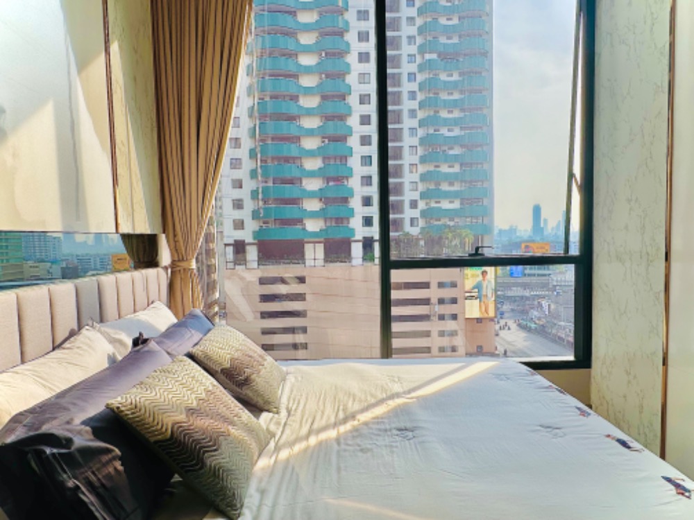 For SaleCondoSukhumvit, Asoke, Thonglor : Celes Asoke Luxury Bangkok Condo Near Terminal 21 Asok