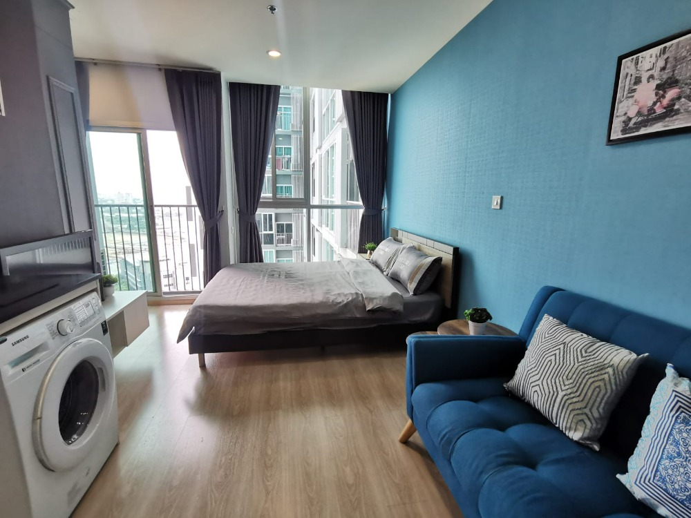 For RentCondoRatchadapisek, Huaikwang, Suttisan : 🔥Studio, good location, next to MRT Cultural Center 80 m., opposite The Esplanade Ratchada shopping mall, at Noble Revolve Ratchada 1 condo / condo for rent