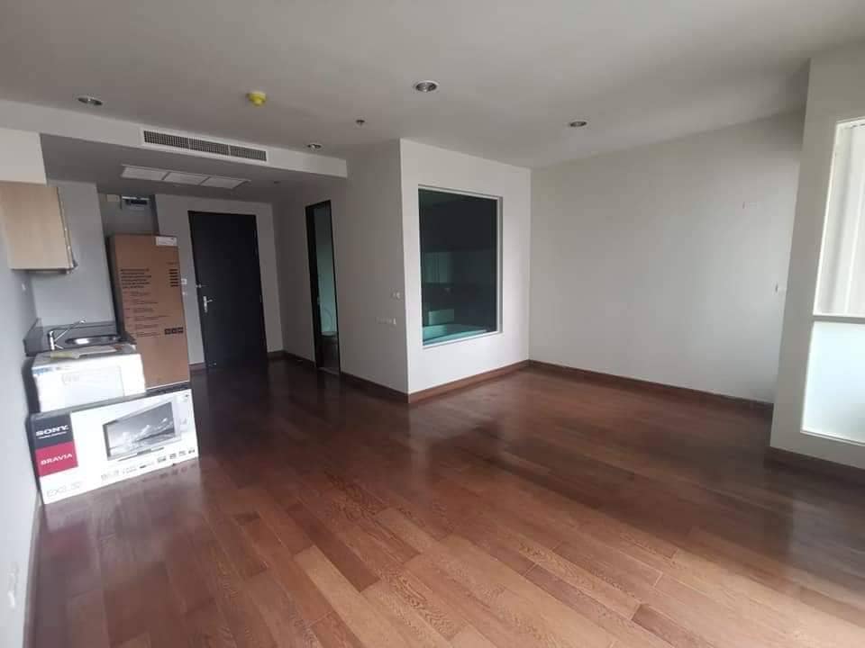 For SaleCondoWitthayu, Chidlom, Langsuan, Ploenchit : For sale, very urgent, The Address Chidlom, the owner has never moved in, the room is very new (studio type)