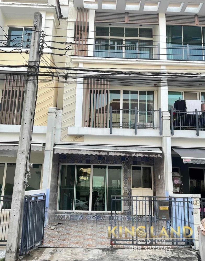 For RentTownhouseKaset Nawamin,Ladplakao : Townhouse for rent, 3 floors, Kaset Nawamin location, Klang Muang Village, Urbanian, Kaset-Nawamin, suitable for an office or residence. The house is in the main alley. 💥💥Rental price 30,000/month, including common area💥