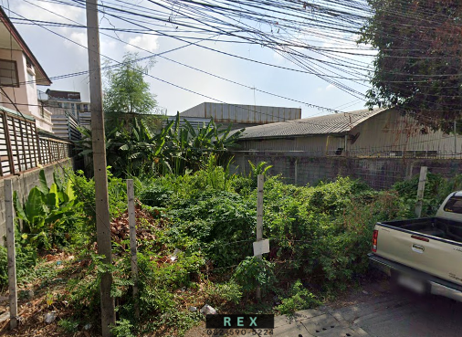 For SaleLandChokchai 4, Ladprao 71, Ladprao 48, : Land for sale, Chokchai 4, Satriwitthaya 2, Lat Phrao 71, size 59 square wah