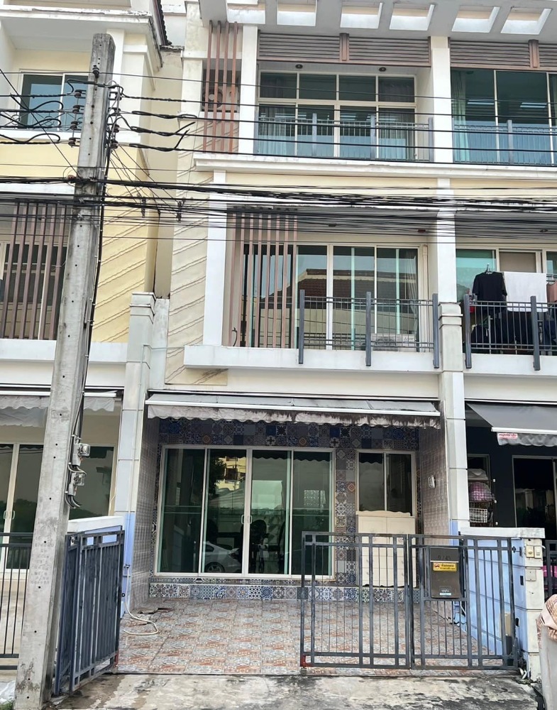 For RentTownhouseKaset Nawamin,Ladplakao : [PB716-C]🚩Townhouse for rent Baan Klang Muang Urbanion Kaset-Nawamin 2 Soi Lat Pla Khao 79 (Baan Klang Muang Urbanion Kaset-Nawamin 2 Soi Lat Pla Khao 79)