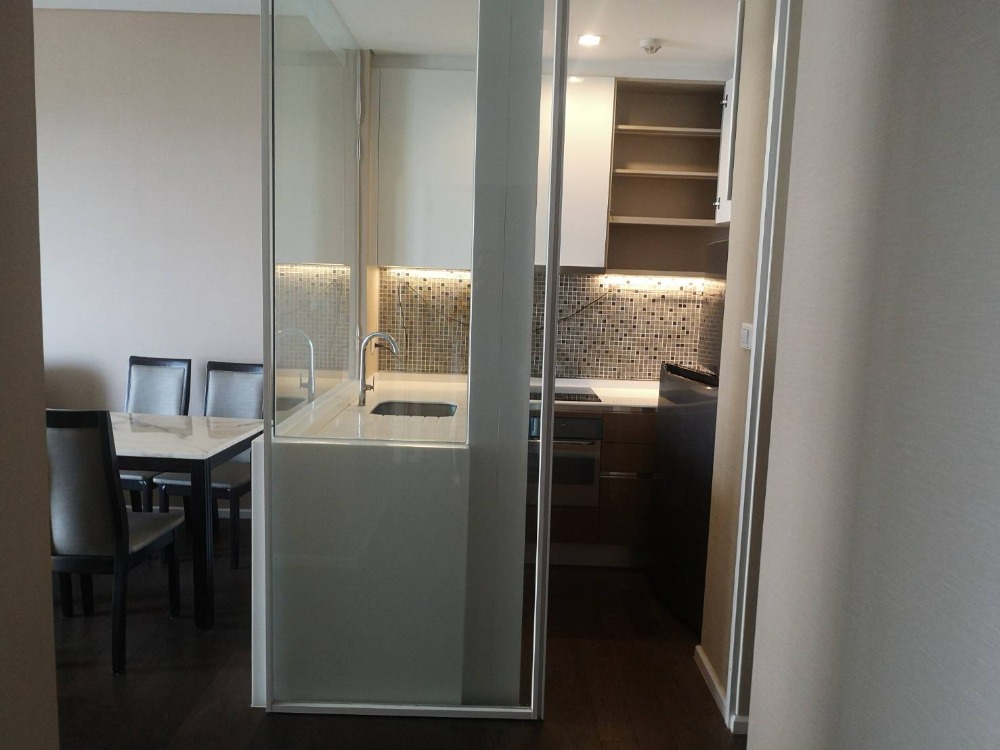 For RentCondoLadprao, Central Ladprao : For rent 2 bedrooms The saints residents (The Saint Residence) 70 sq m. 2 bedrooms 1 bathroom 24th floor Building A price 35,000 baht