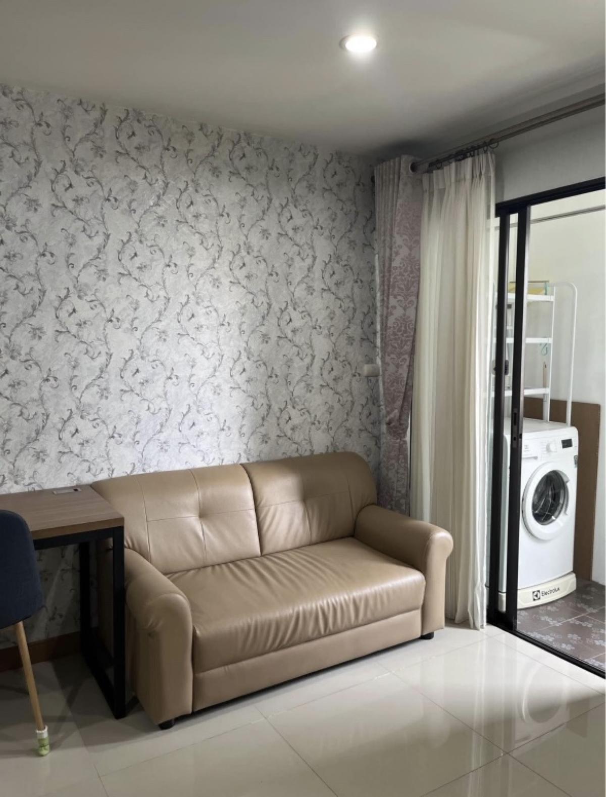 For RentCondoAri,Anusaowaree : Condo for rent: Le Rich Aree Soi 2, condo near Ari BTS station, 5 minutes walk