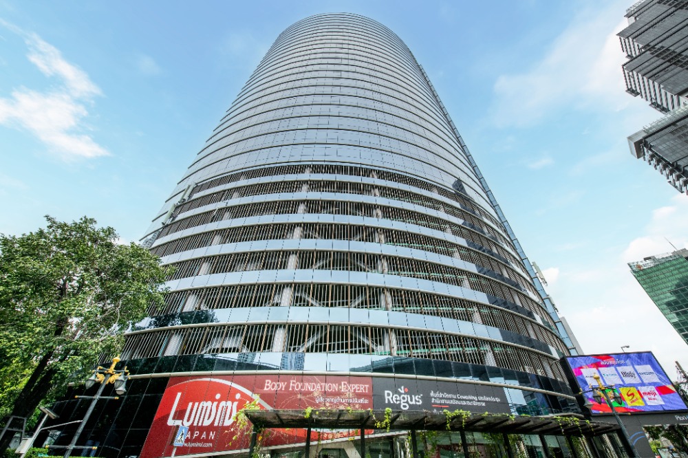 For RentOfficeSilom, Saladaeng, Bangrak : All-inclusive access to workspace and virtual office in Regus Chartered Square