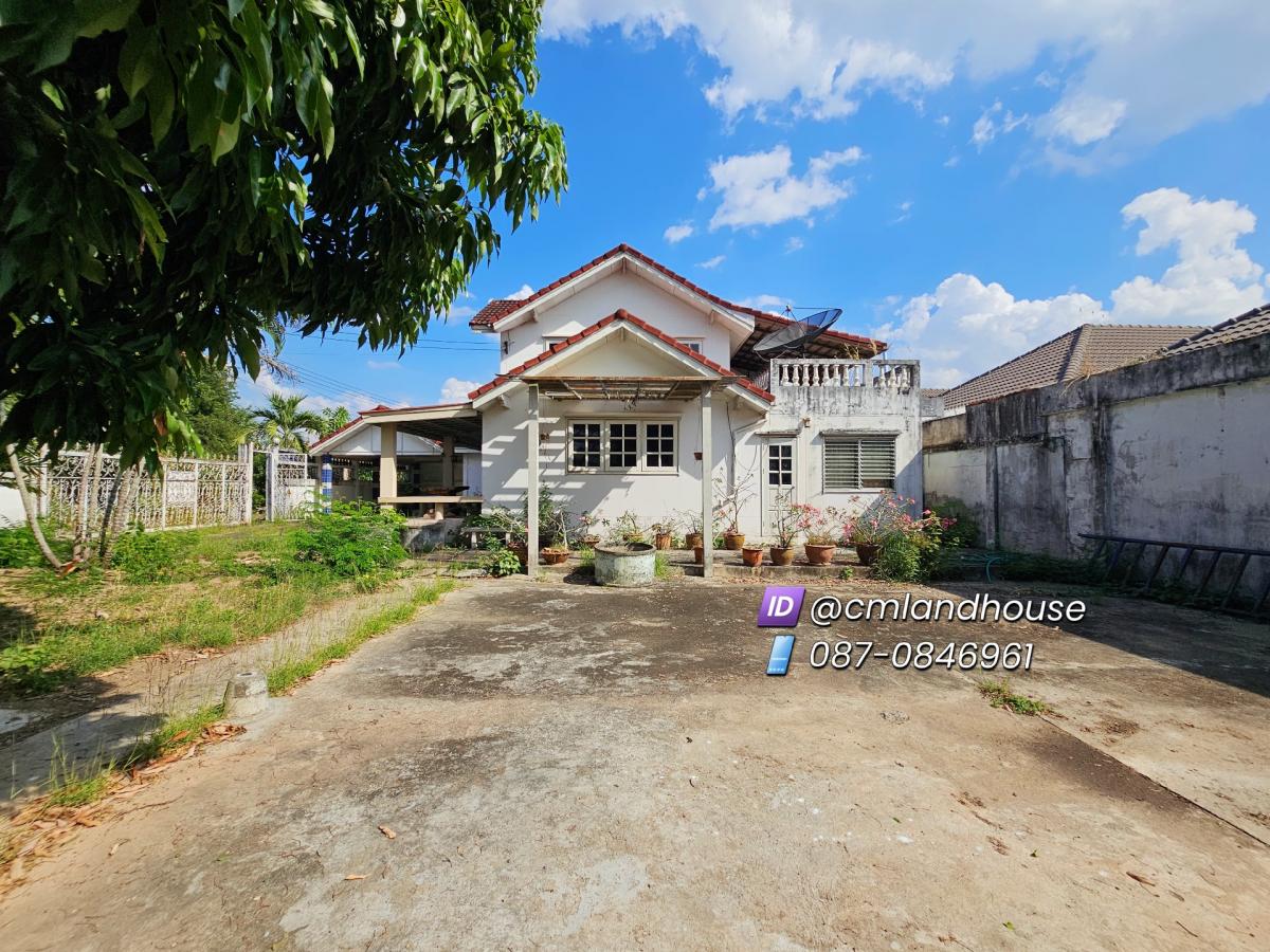 For SaleHouseChiang Mai : Spacious house 179 sq.w., near Central Festival 6 km., Kurusapha Village, San Nam Meng Subdistrict, San Sai District, for renovation, can make a pool villa.