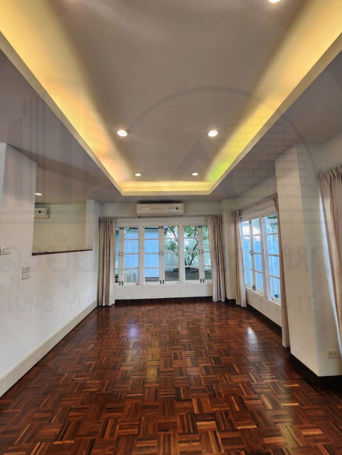 For RentHouseSukhumvit, Asoke, Thonglor : Single house for rent Sukhumvit 20, very luxurious and private🌟🧑🏻‍🎄🧑🏻‍🎄🧑🏻‍🎄