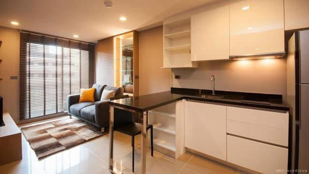 For RentCondoSukhumvit, Asoke, Thonglor : Condo for rent: Mirage Sukhumvit 27 (beginning of the alley), near BTS Asoke