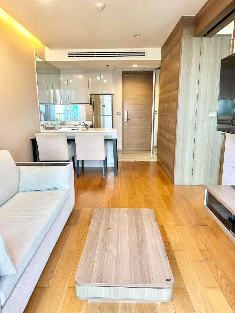 For RentCondoSathorn, Narathiwat : Condo for rent The address Sathorn 1 bedroom