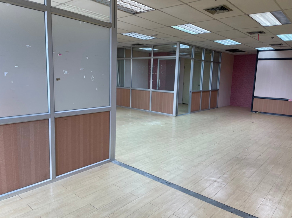 ให้เช่าสำนักงานสีลม ศาลาแดง บางรัก : สำนักงานให้เช่า : Office Space For Rent @ Silom Road, Bangkok., Thailand