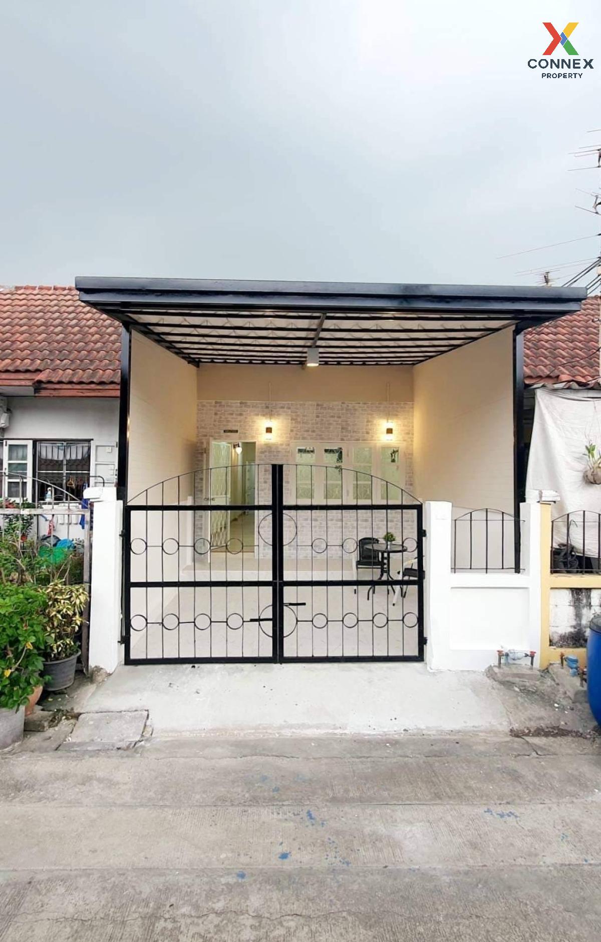 For SaleTownhomeSamut Prakan,Samrong : For Sale Townhouse/Townhome  , Siam Nivet Village 1 , newly renovated , Nai Khlong Bang Pla Kot , Phra Samut Chedi , Samut Prakarn , CX-111087