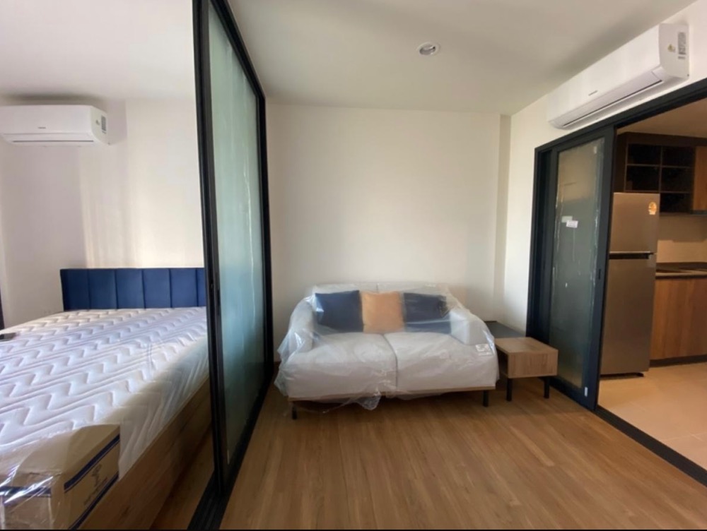 For RentCondoLadprao, Central Ladprao : For rent: The Line Vibe, new room, beautiful, ready to move in, never rented out, near BTS Ha Yaek Lat Phrao. Interested, add Line @841qqlnr