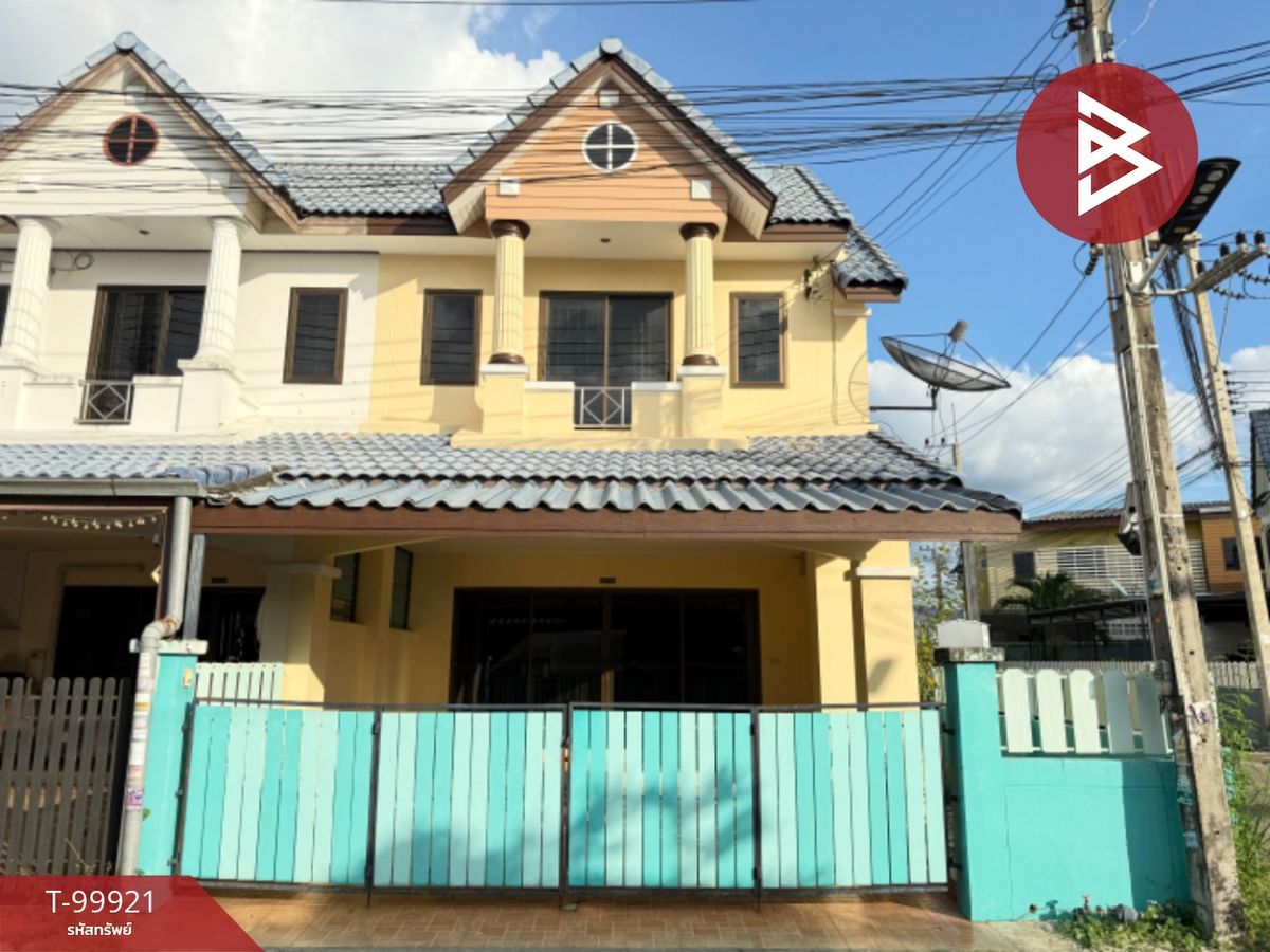 For SaleHousePattaya, Bangsaen, Chonburi : Townhouse for sale, Siriphassorn Village 2, Chonburi (Siriphassorn Village 2), ready to move in