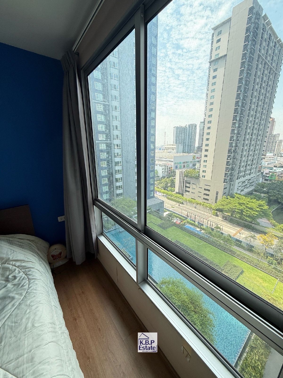 For SaleCondoOnnut, Udomsuk : For sale: The base sukhumvit 77, pool view room