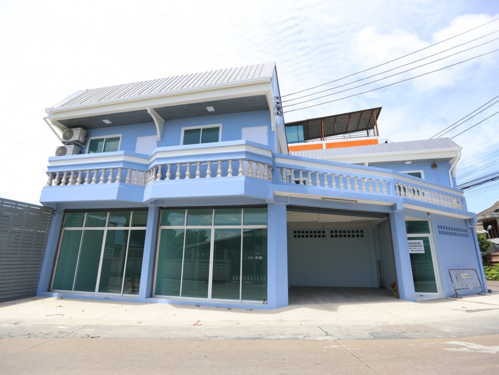 For RentRathburana, Suksawat : Shop + residence for rent Sky Suite Suk Sawat 66 (4,000-5,000 baht per room)