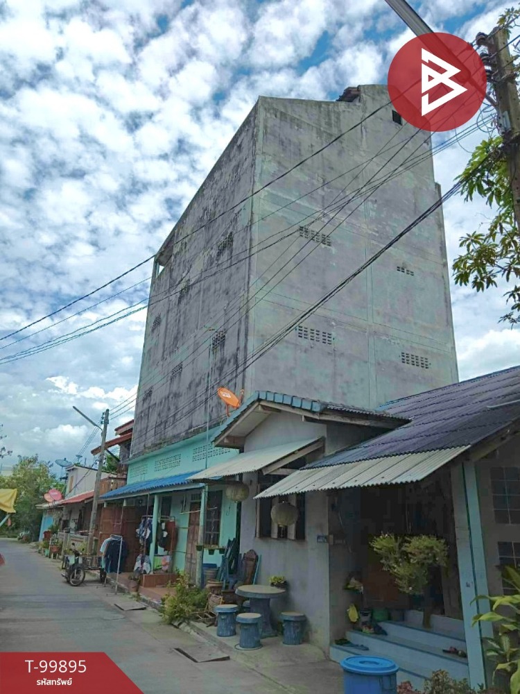 For SaleShophouseNakhon Si Thammarat : Commercial building for sale, 3 units, area 26.6 sq.wa, Pak Phanang, Nakhon Si Thammarat