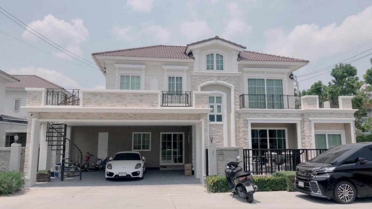 For RentHouseKaset Nawamin,Ladplakao : For rent: Luxury single house, Grandio Lat Phrao - Kaset Nawamin project, 3 bedrooms, 4 bathrooms, 2 living rooms, 2 multipurpose rooms, 1 cat room, 1 exercise room