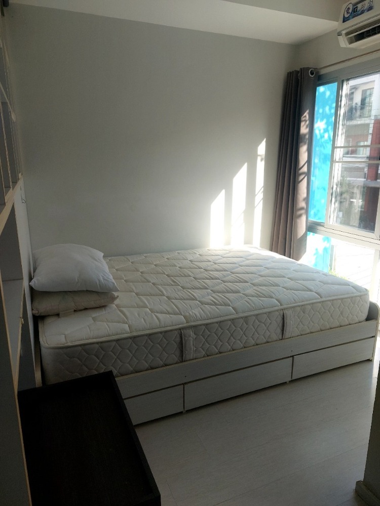 For RentCondoOnnut, Udomsuk : 🩷🌈For rent🧸🌳🌷The log 3 (The log 3 Sukhumvit 101/1) 🧸Size 28 sq m, 2nd floor, Building T // Studio room, 1 bathroom 🪧Price 7,000 baht (ready to move in on January 10) Accepting reservations in advance