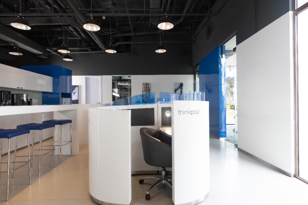 For RentOfficePhuket : Flexible coworking memberships in Regus Royal Phuket Marina