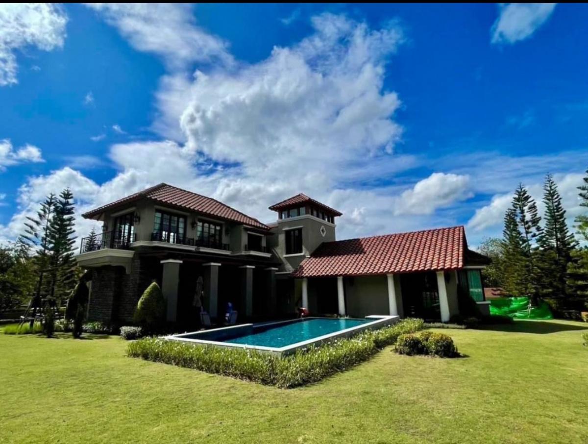 For SaleHousePak Chong KhaoYai : For sale: Luxury pool villa in Khao Yai