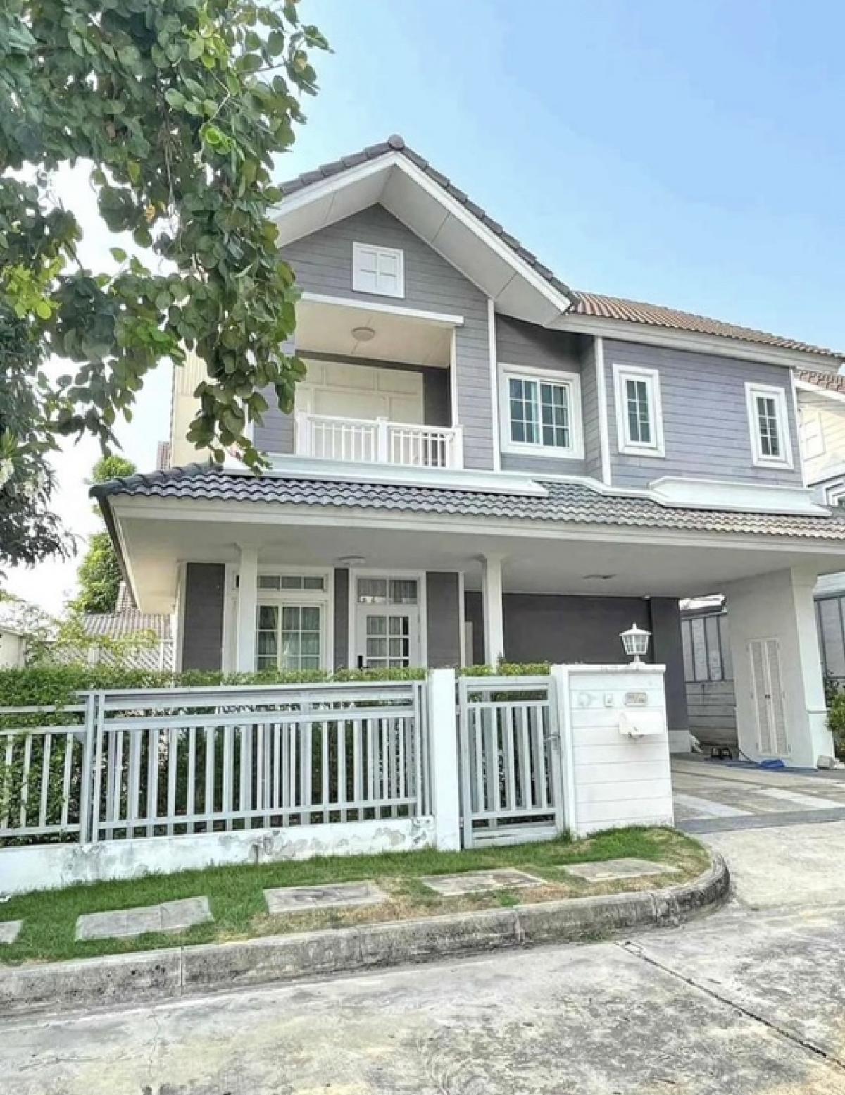 For RentHouseNawamin, Ramindra : 35,000.- Single house, English country style, Burasiri Village, Burasiri, Panya Intra, along Khlong Song, near Safari World, near Sathit Phatthana School