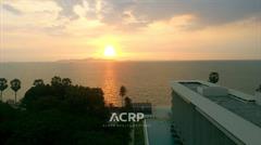 For SaleCondoPattaya, Bangsaen, Chonburi : For sale Ananya Beachfront Condominium, located on Wong Amat Beach.