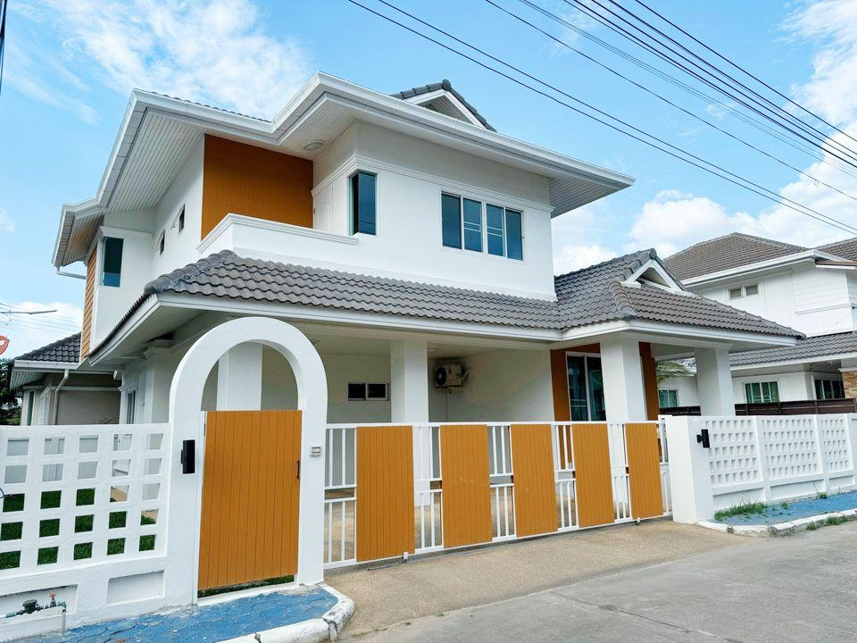 For RentHouseChiang Mai : A house for rent near near by 5 min to Big C Mae Hia, No.9H831