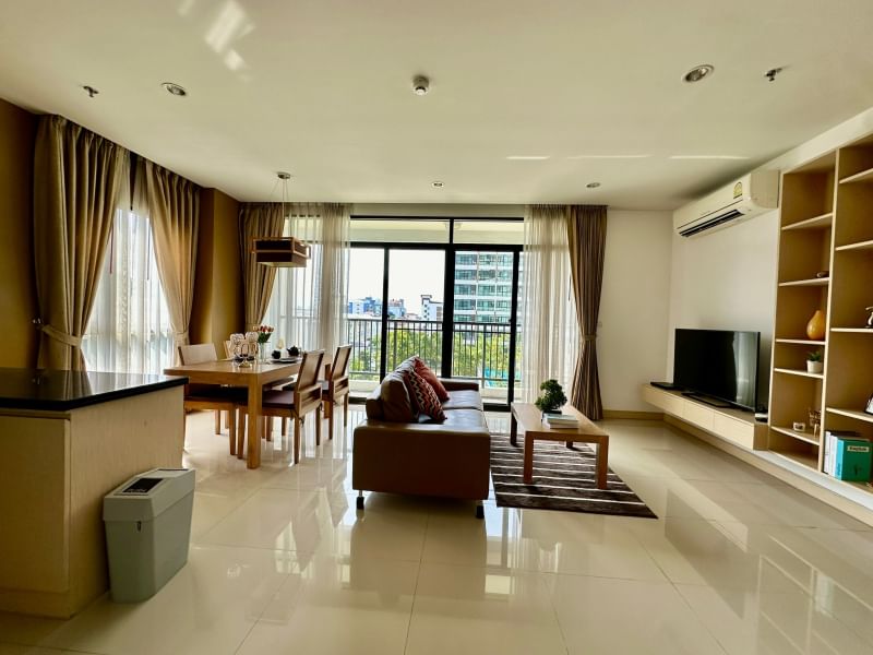 For RentCondoSriracha Laem Chabang Ban Bueng : For rent: Suntara Condo Sriracha, fully furnished room, ready to move in, convenient transportation