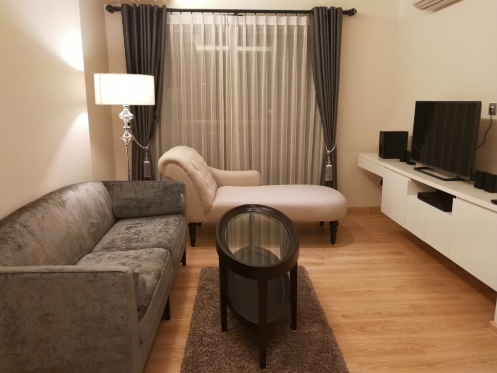 For RentCondoSukhumvit, Asoke, Thonglor : LTH11289-H Sukhumvit 43 FOR RENT Size 48 sqm. 1 bed 1 bath BTS Phrom Phong Station ONLY 33K/Month