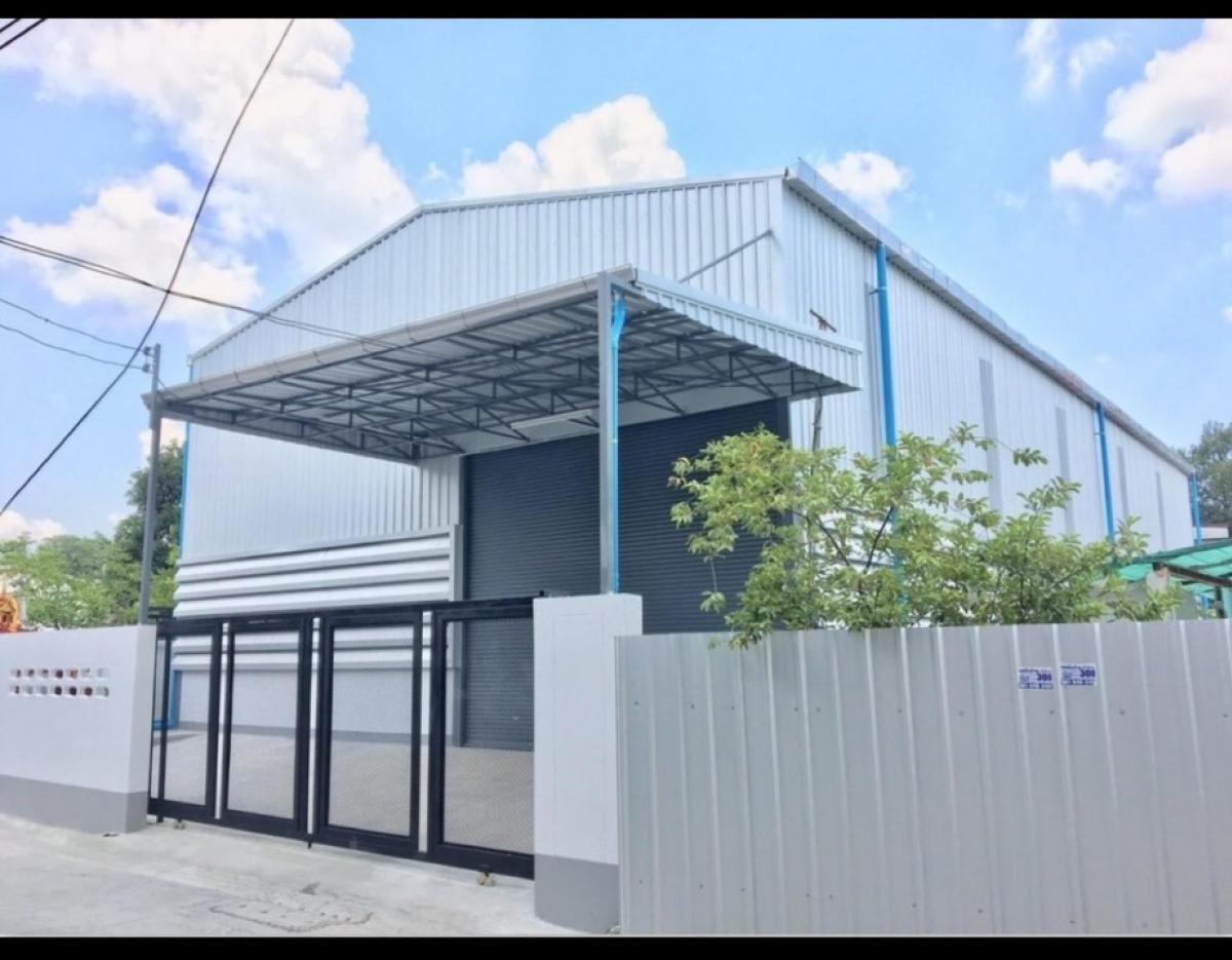 For RentWarehouseRatchadapisek, Huaikwang, Suttisan : Warehouse for rent at Ratchada Soi 20 June, Intersection 5  100 square wah  400 square meters