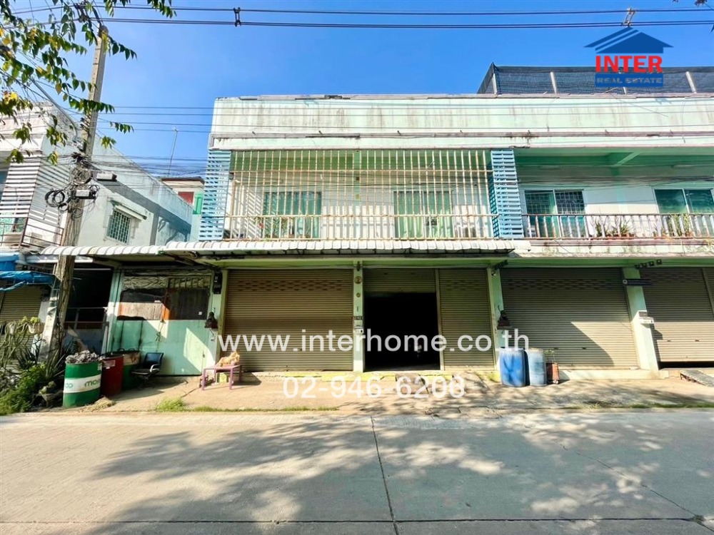 For SaleShophousePathum Thani,Rangsit, Thammasat : 2-storey commercial building, 40 sq m. Commercial building, Soi Iyara 10, Phahonyothin Road, Khlong Luang Road, Khlong Luang, Pathum Thani