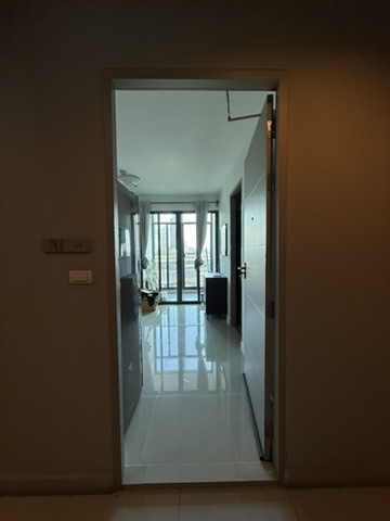 For SaleCondoOnnut, Udomsuk : Condo for sale, Ideo Blucove Sukhumvit, 5th floor, same floor as swimming pool and fitness center.