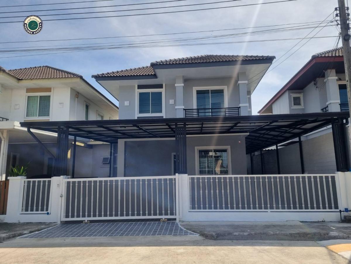 For SaleHousePathum Thani,Rangsit, Thammasat : 2-storey detached house, Tharapthani Village, newly renovated, ready to move in, Sarasas Witaed Khlong 7 School, Thanyarat School, Rajamangala University of Technology Thanyaburi Khlong 6, Srinakharinwirot University Ongkharak, Thanyaburi Technical Colleg